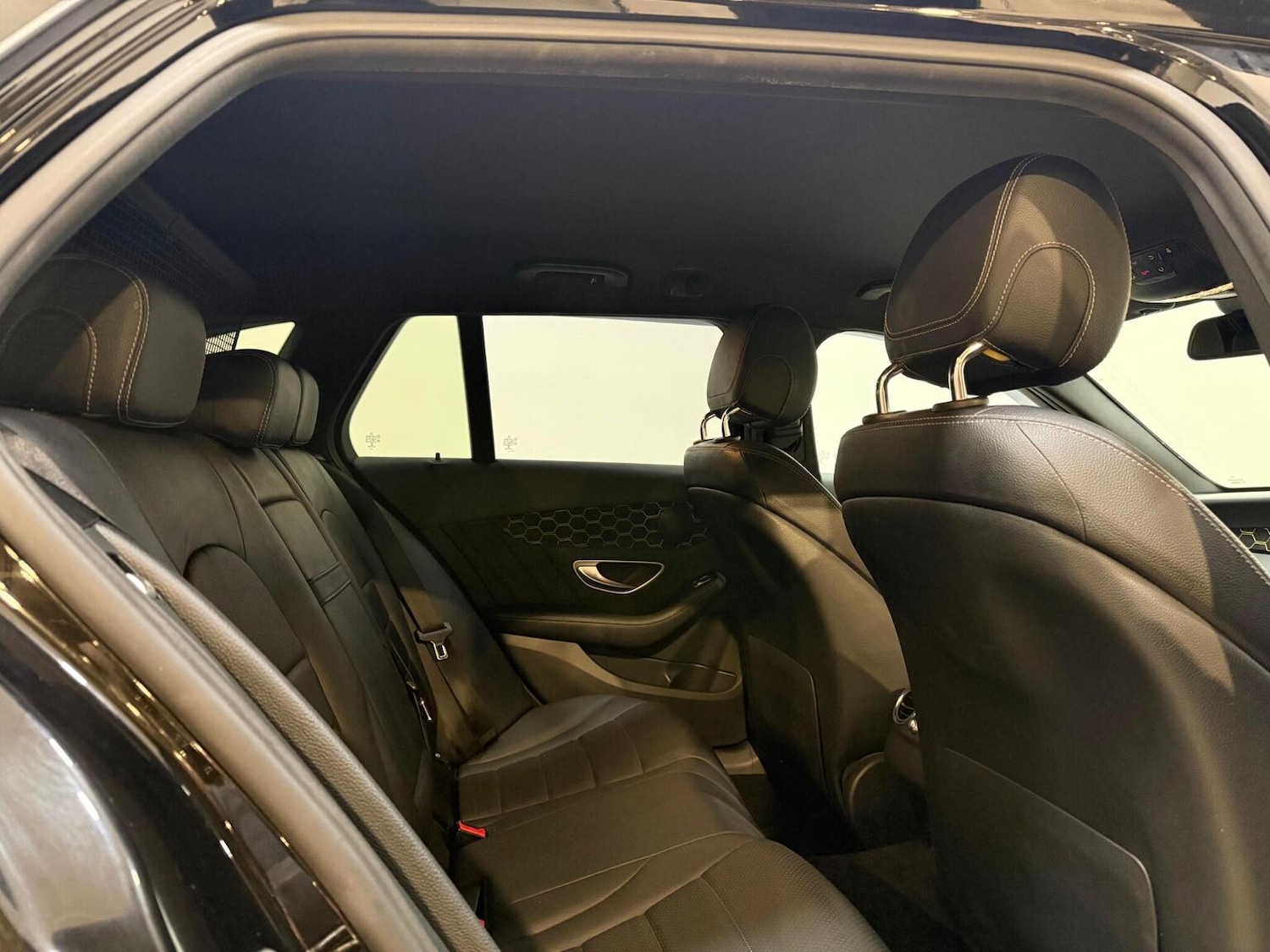 Used Mercedes-Benz C Class 2017 for sale - 77622574: Photo 20