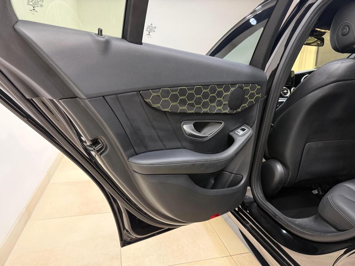 Used Mercedes-Benz C Class 2017 for sale - 77622574: Photo 32