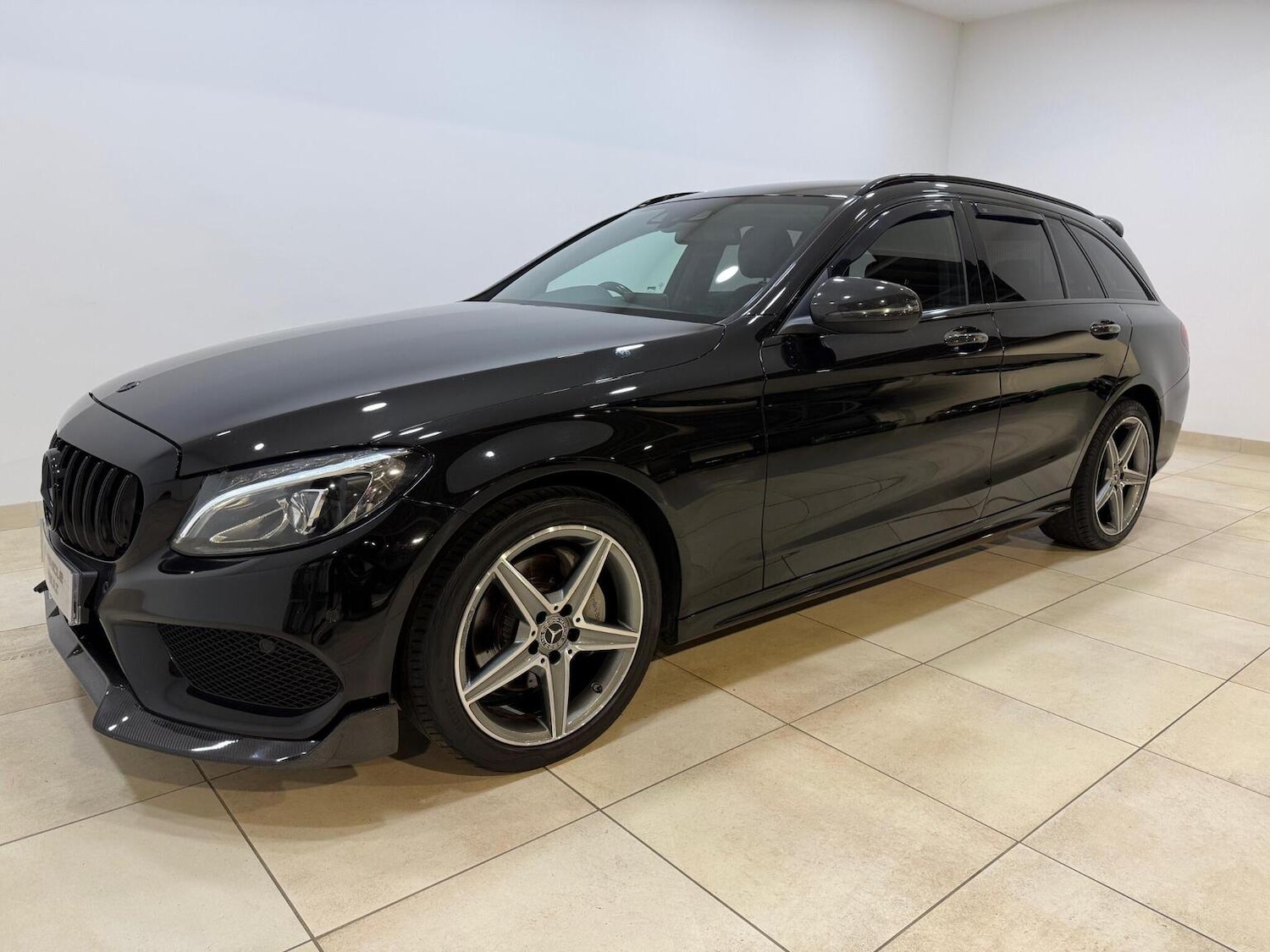 Used Mercedes-Benz C Class 2017 for sale - 77622574: Photo 6