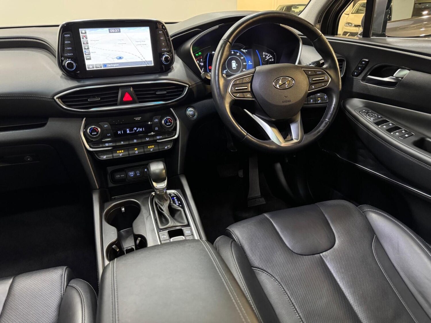 Used Hyundai Santa Fe 2021 for sale - 77562537: Photo 17