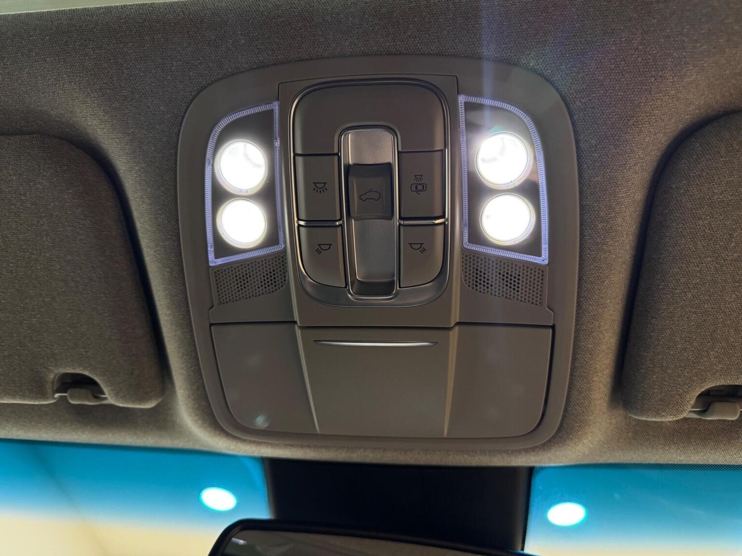 Used Hyundai Santa Fe 2021 for sale - 77562537: Photo 27