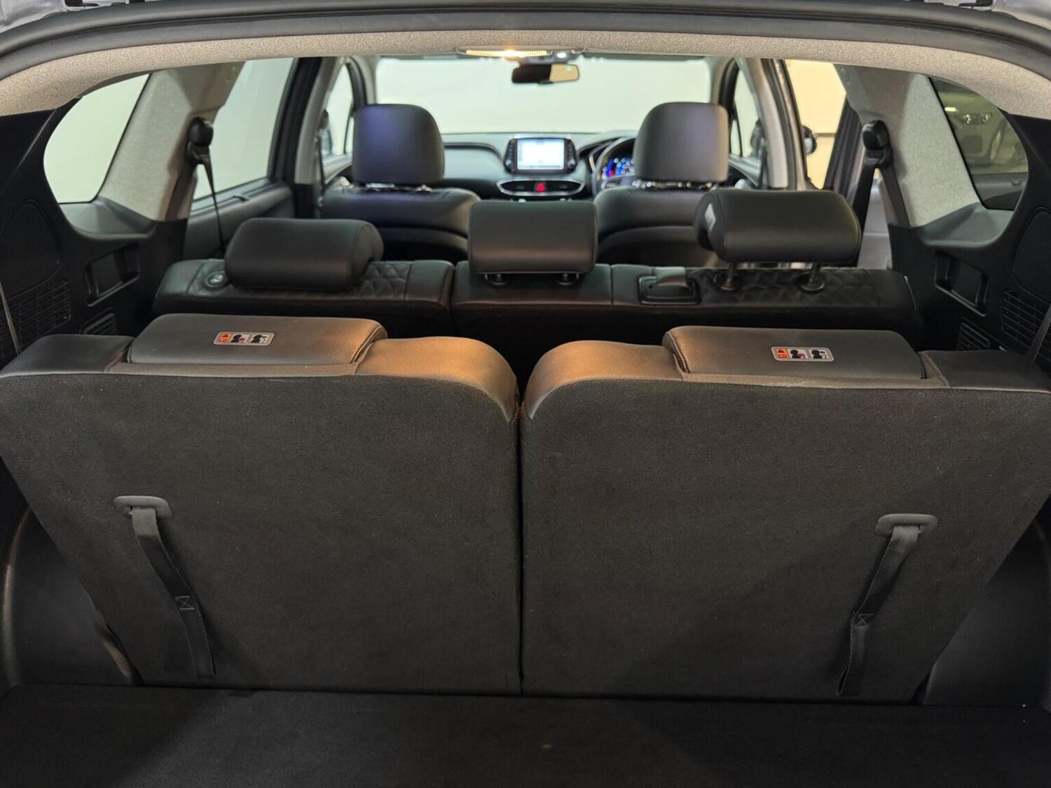 Used Hyundai Santa Fe 2021 for sale - 77562537: Photo 43