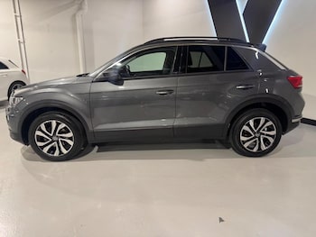 Used Volkswagen T-Roc 2021 for sale - 75178213: Photo