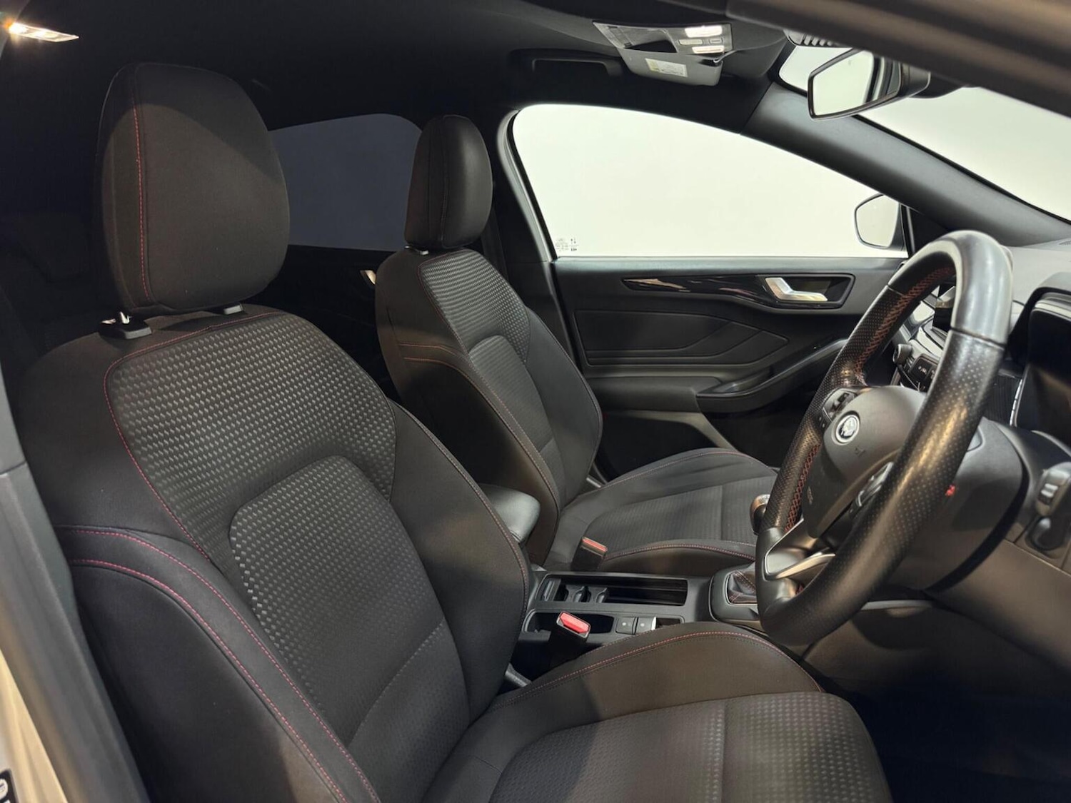 Used Ford Focus 2021 for sale - 77931330: Photo 5