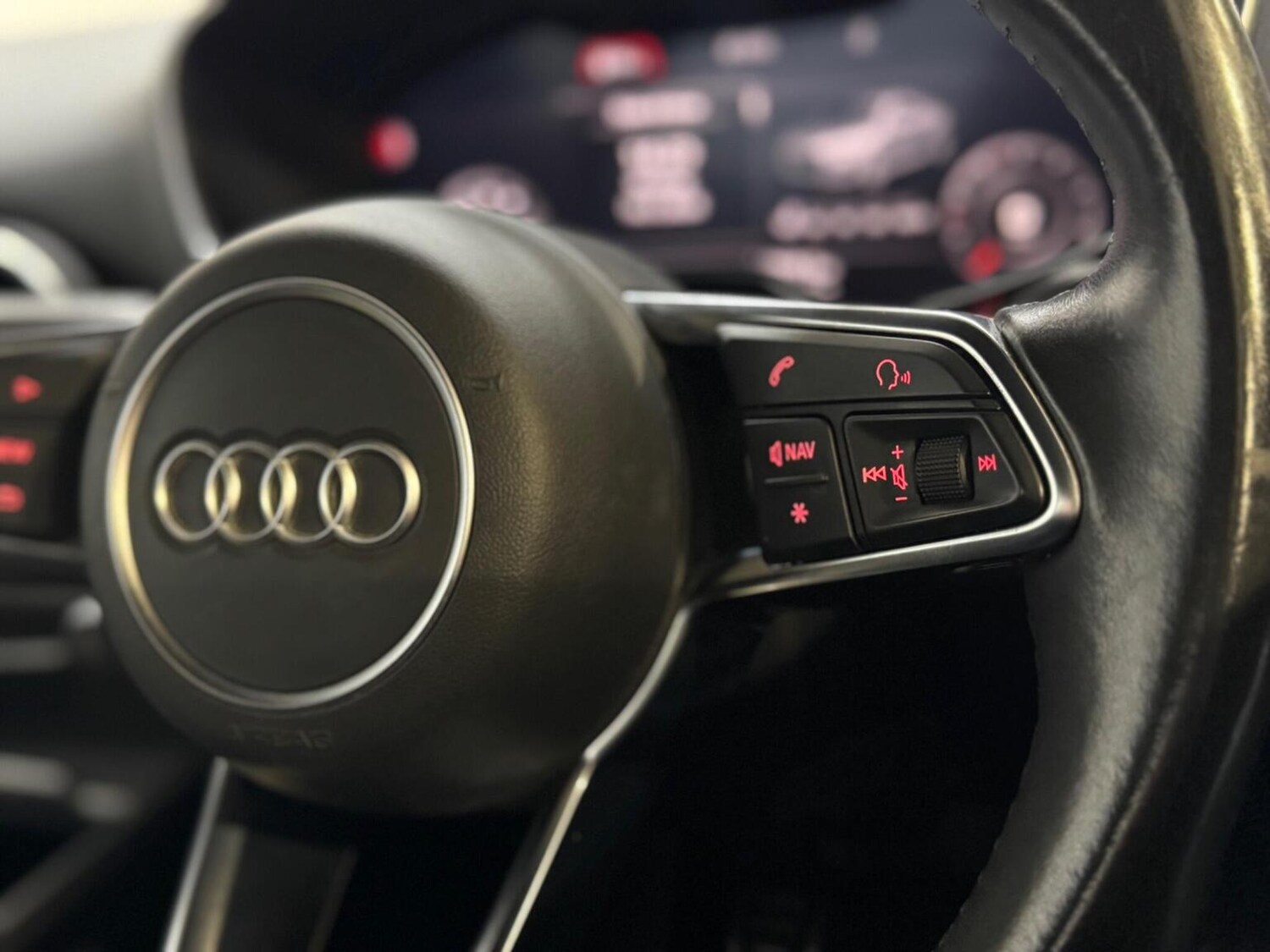 Used Audi TT 2018 for sale - 77906661: Photo 31