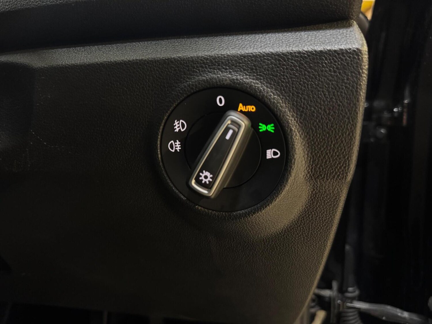 Used Volkswagen T-Roc 2019 for sale - 77551386: Photo 17