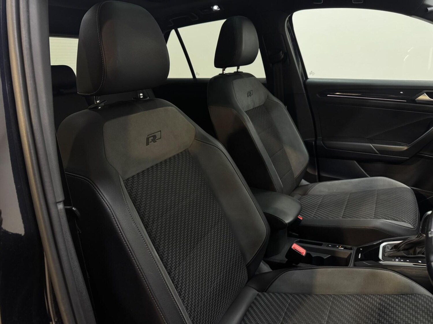 Used Volkswagen T-Roc 2019 for sale - 77551386: Photo 33