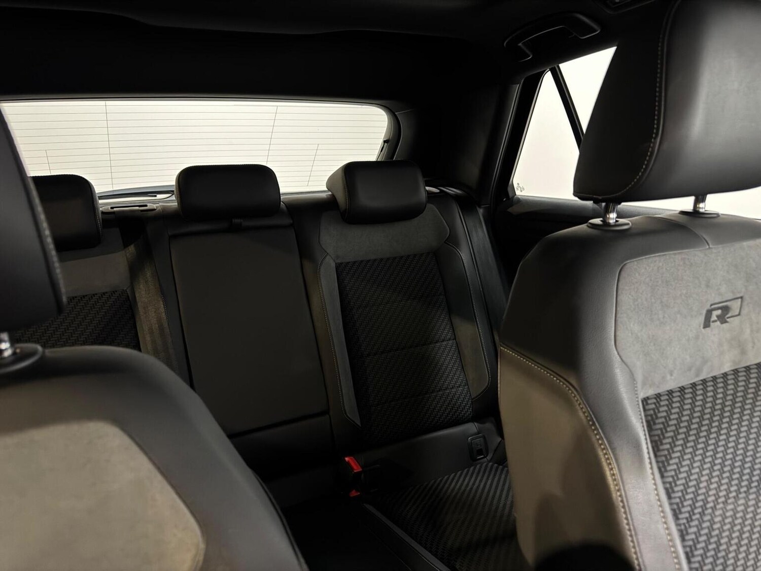 Used Volkswagen T-Roc 2019 for sale - 77551386: Photo 36