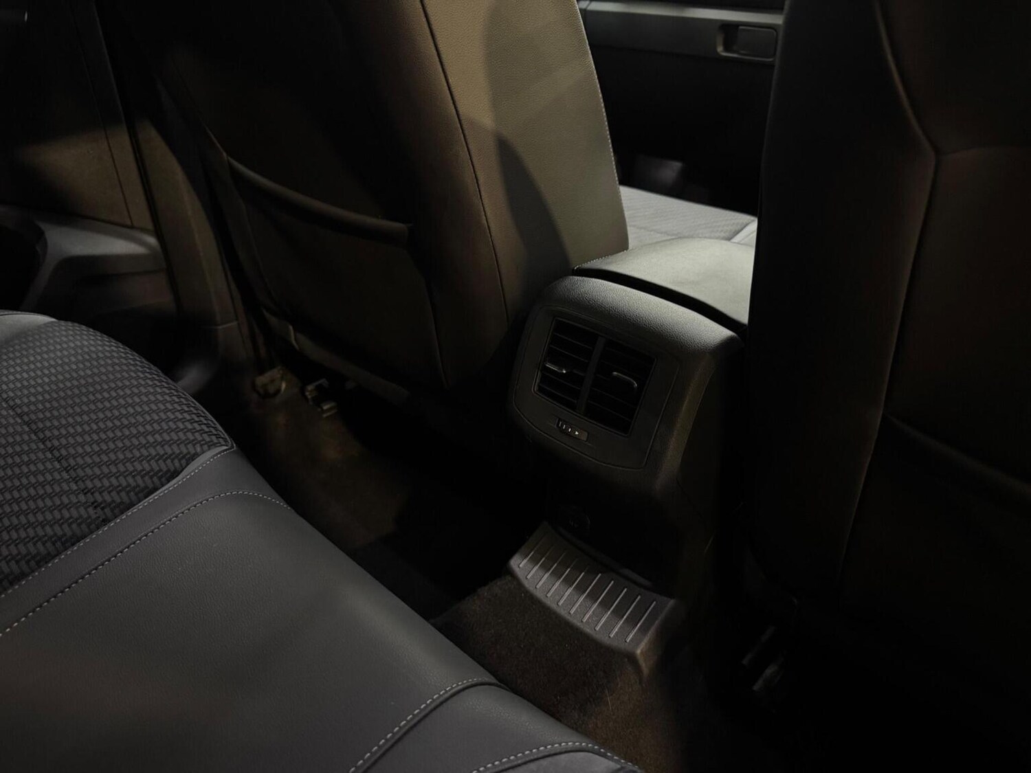 Used Volkswagen T-Roc 2019 for sale - 77551386: Photo 40