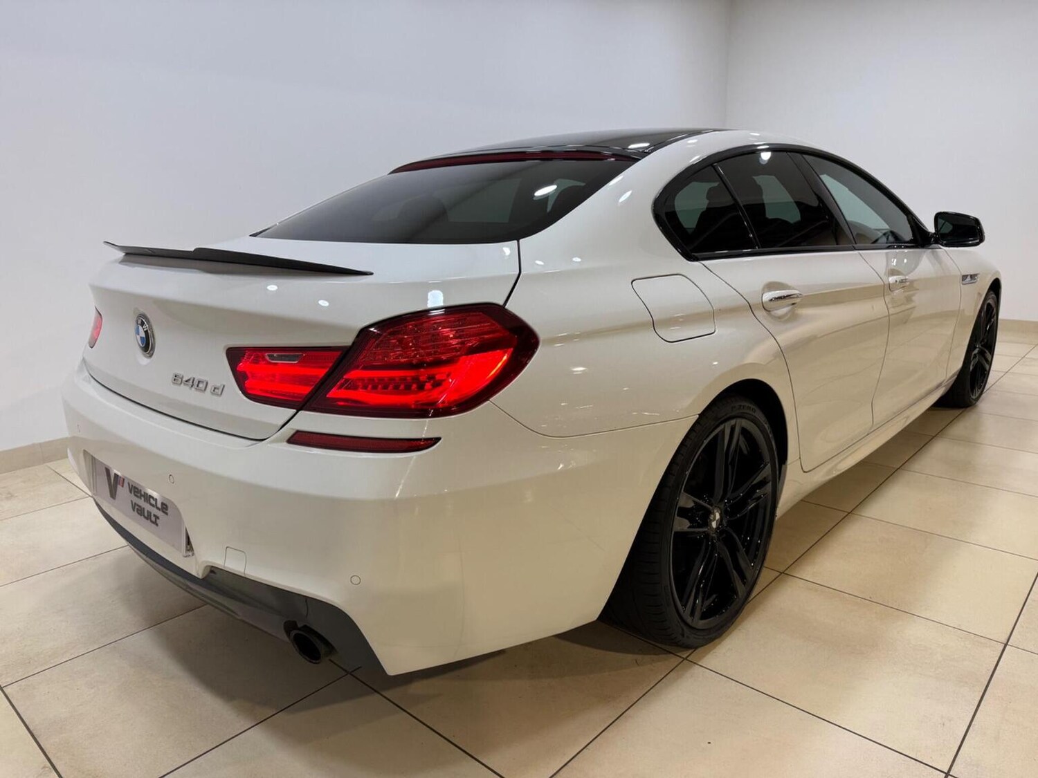 Used BMW 6 Series 2013 for sale - 77551370: Photo 12