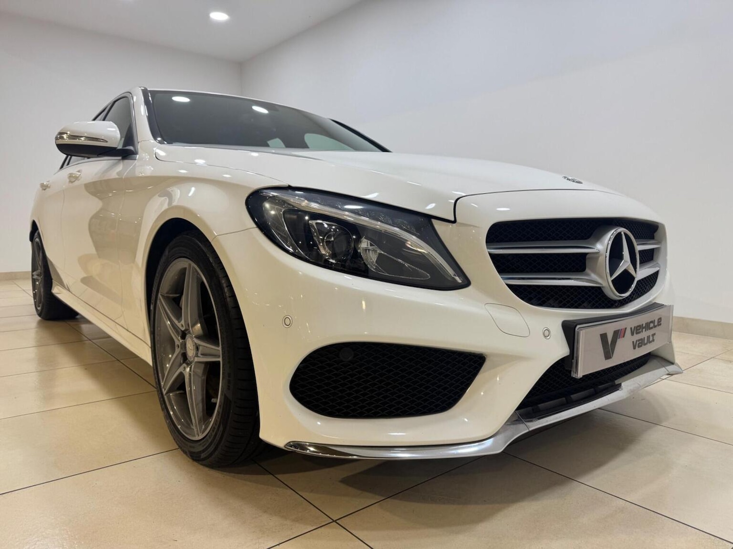 Used Mercedes-Benz C Class 2014 for sale - 78182787: Photo 5
