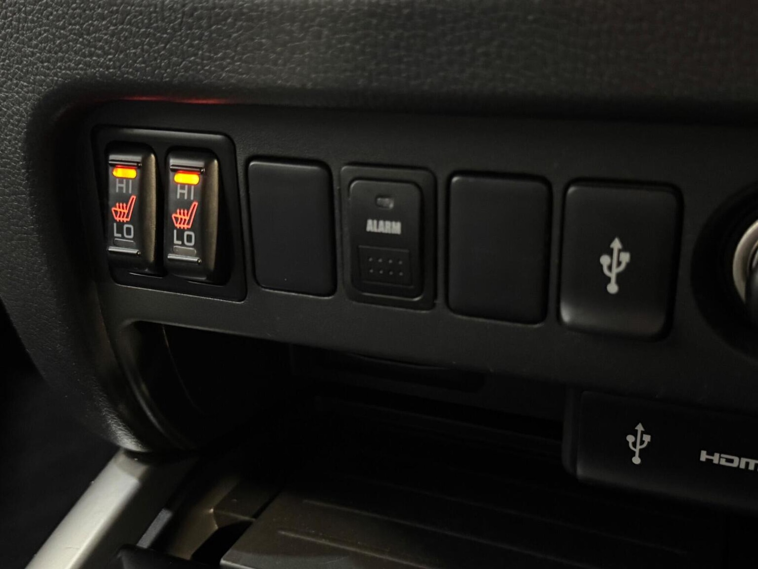 Used Mitsubishi L200 2018 for sale - 78201995: Photo 11