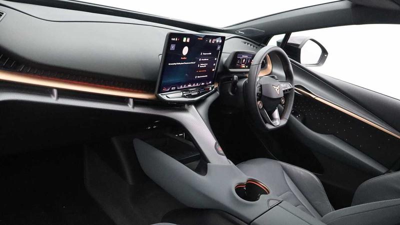 Used Cupra Tavascan 2025 for sale - 77746979: Photo 2