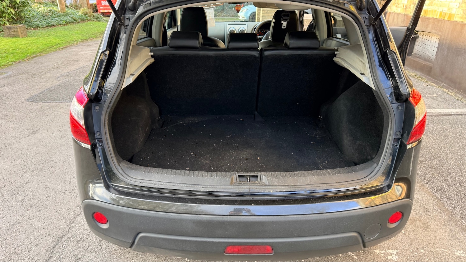 Used Nissan Qashqai 2013 for sale - 77055585: Photo 13