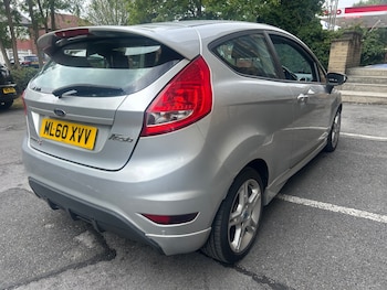 Used Ford Fiesta 2010 for sale - 79545803: Photo