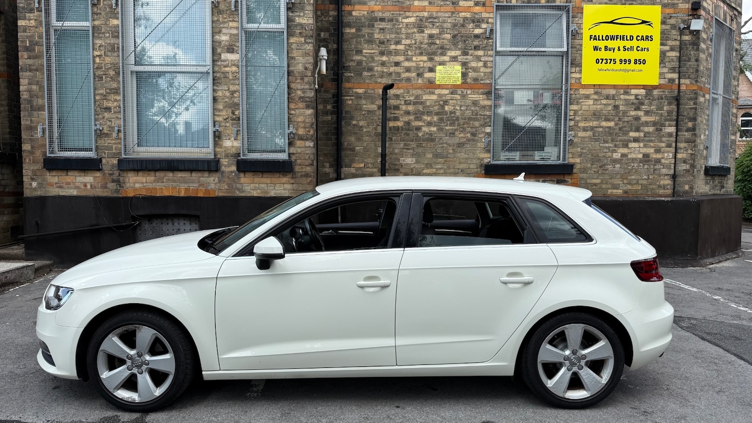 Used Audi A3 2013 for sale - 74971068: Photo 2