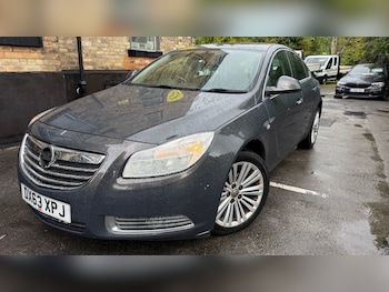 Vauxhall - Insignia