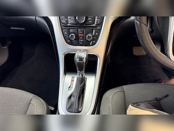 Used Vauxhall Astra 2013 for sale - 79444886: Photo