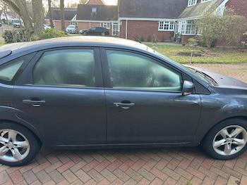 Used Ford Focus 2010 for sale - 77969535: Photo