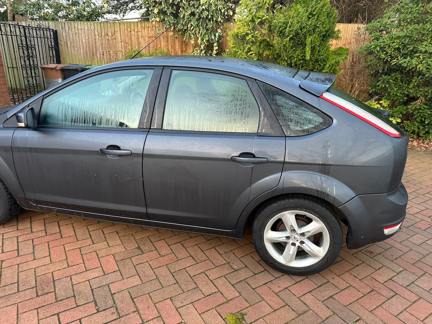 Used Ford Focus 2010 for sale - 77969535: Photo 8