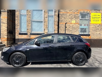 Used Vauxhall Astra 2012 for sale - 78226493: Photo