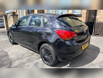 Used Vauxhall Astra 2012 for sale - 78226493: Photo