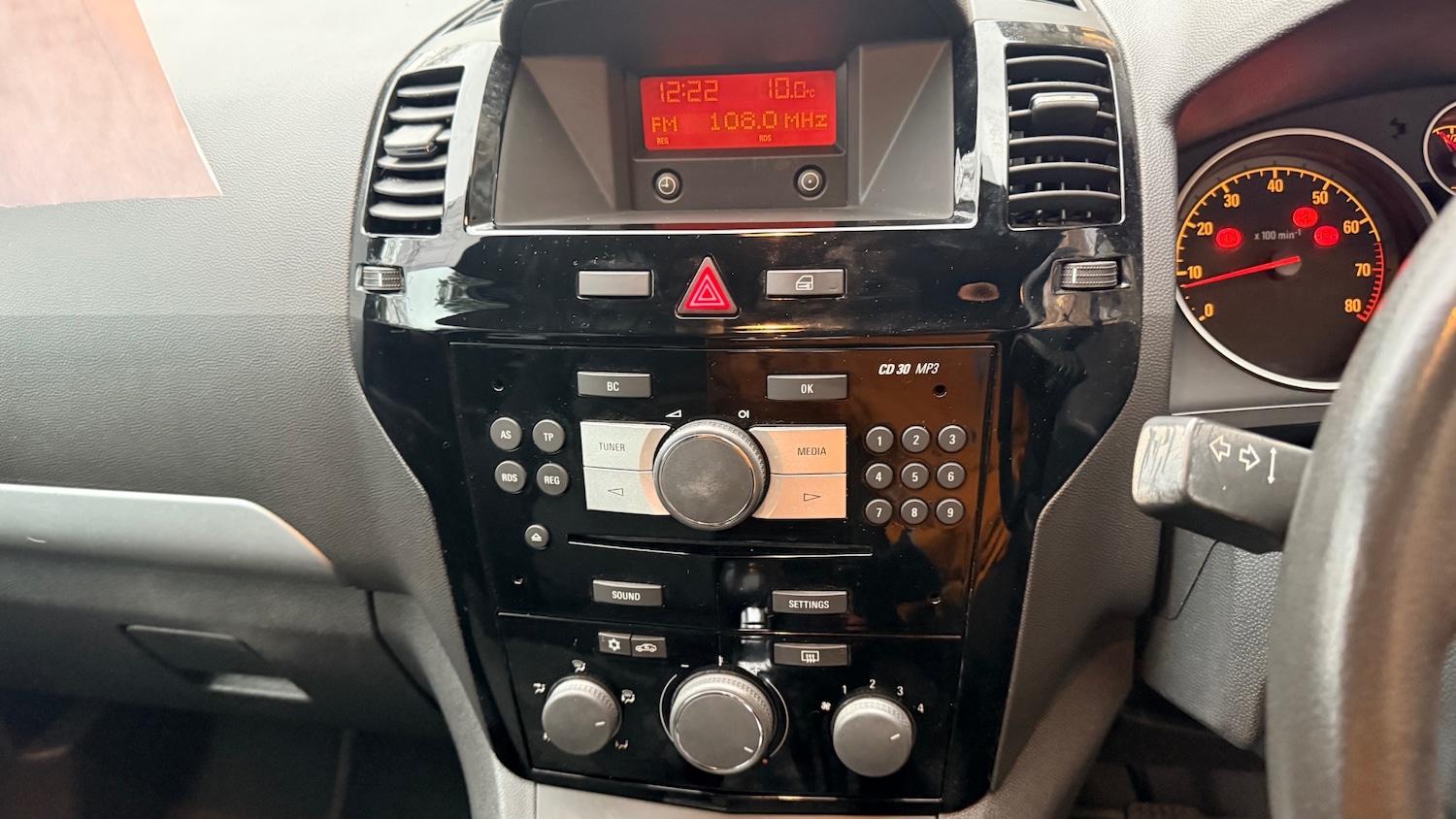 Used Vauxhall Zafira 2012 for sale - 76652909: Photo 15