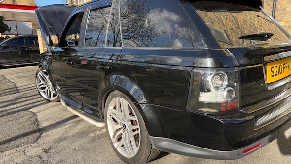 Used Land Rover Range Rover Sport 2010 for sale - 74971031: Photo 15