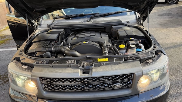 Used Land Rover Range Rover Sport 2010 for sale - 74971031: Photo 25