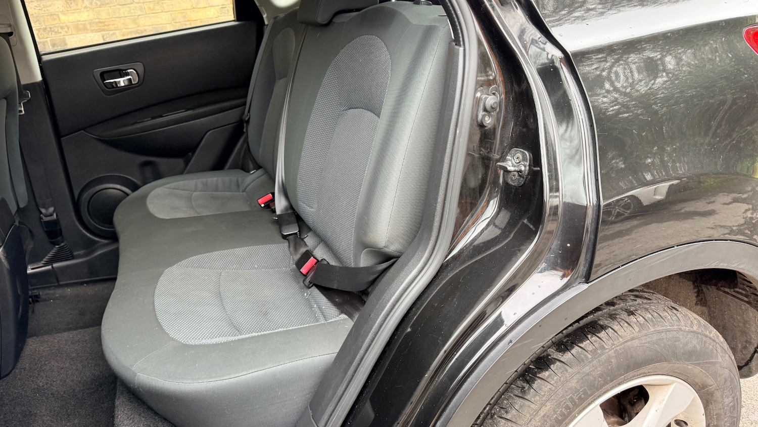 Used Nissan Qashqai 2010 for sale - 77806981: Photo 15