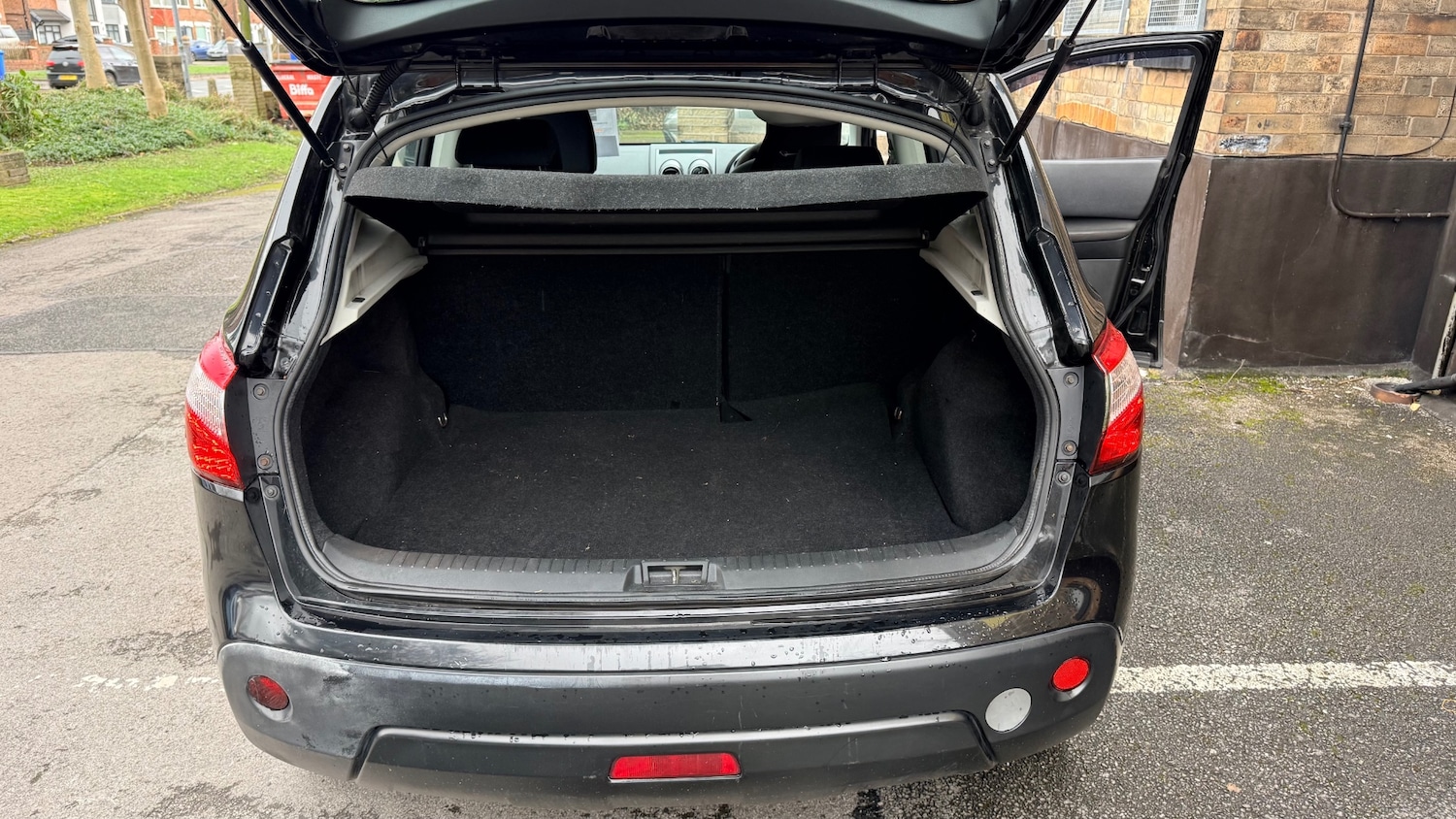 Used Nissan Qashqai 2010 for sale - 77806981: Photo 23