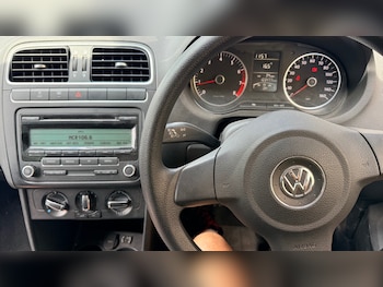 Used Volkswagen Polo 2011 for sale - 79320958: Photo