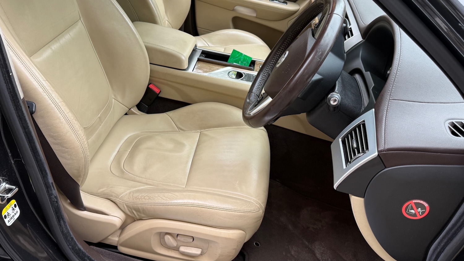 Used Jaguar XF 2012 for sale - 76071216: Photo 12
