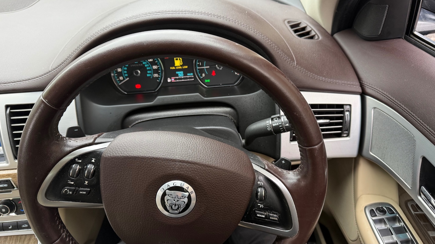 Used Jaguar XF 2012 for sale - 76071216: Photo 19