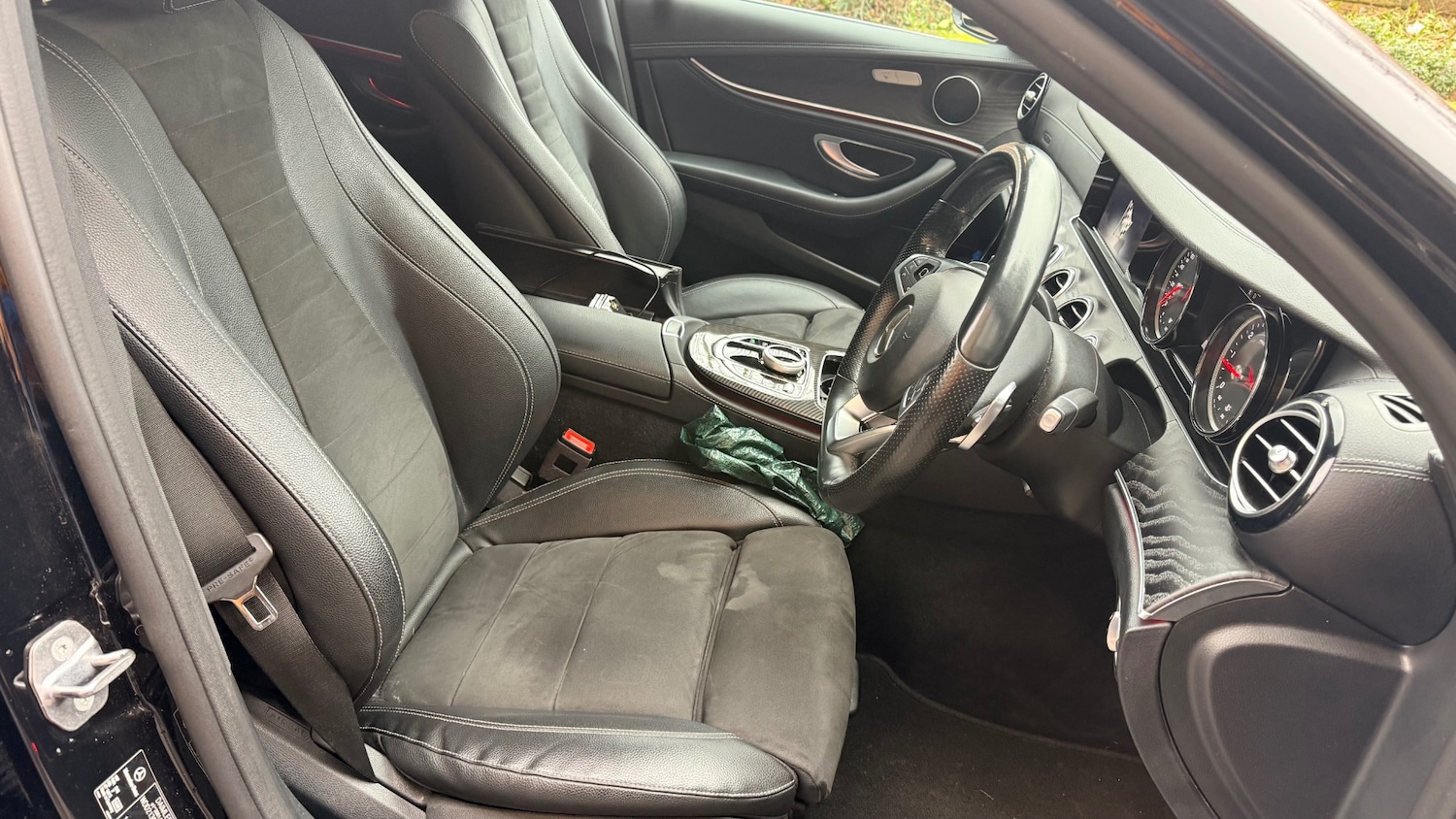 Used Mercedes-Benz E Class 2017 for sale - 77446418: Photo 11