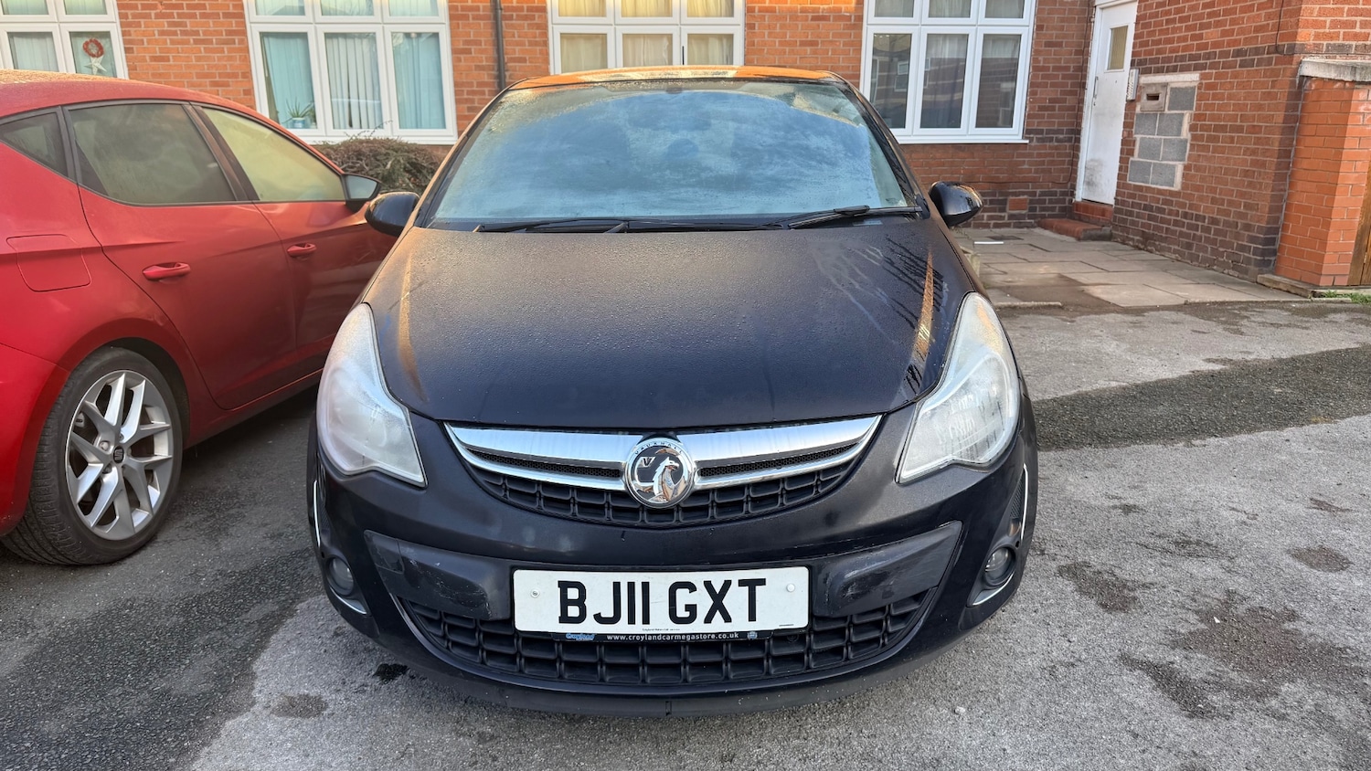 Used Vauxhall Corsa 2011 for sale - 77349923: Photo 2