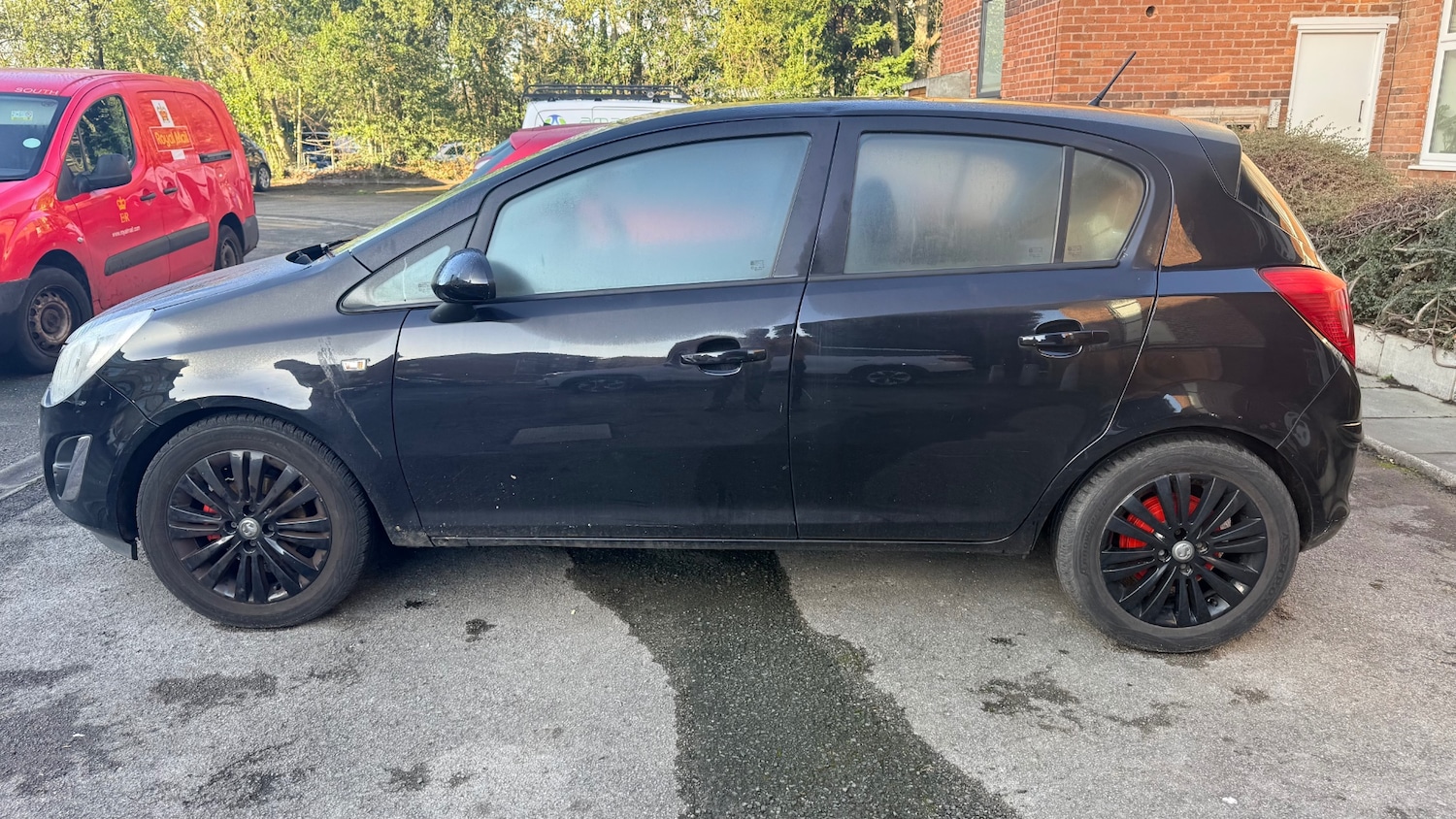 Used Vauxhall Corsa 2011 for sale - 77349923: Photo 4
