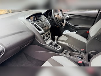 Used Ford Focus 2013 for sale - 79357216: Photo