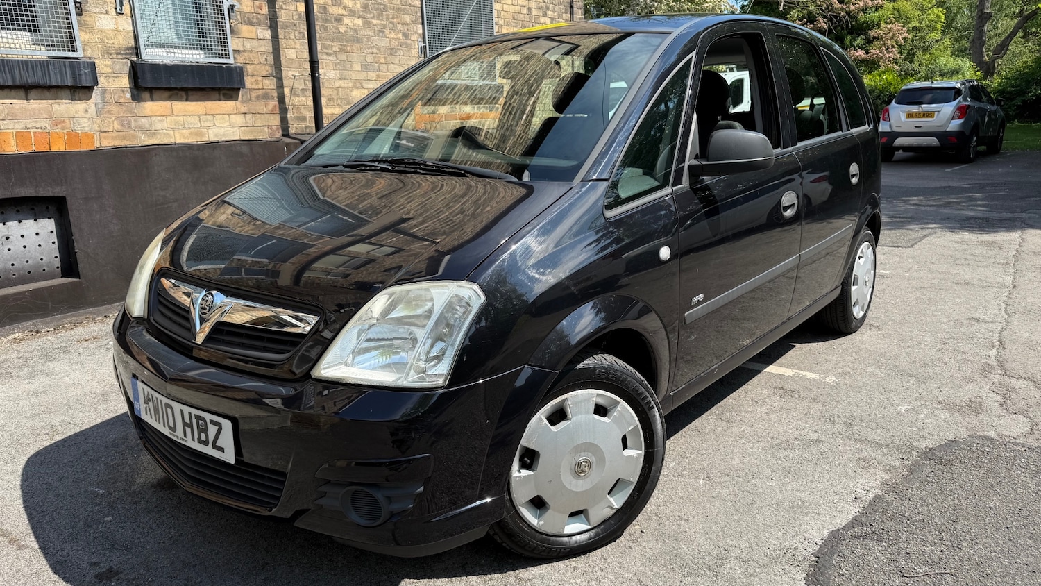 Vehicle 1