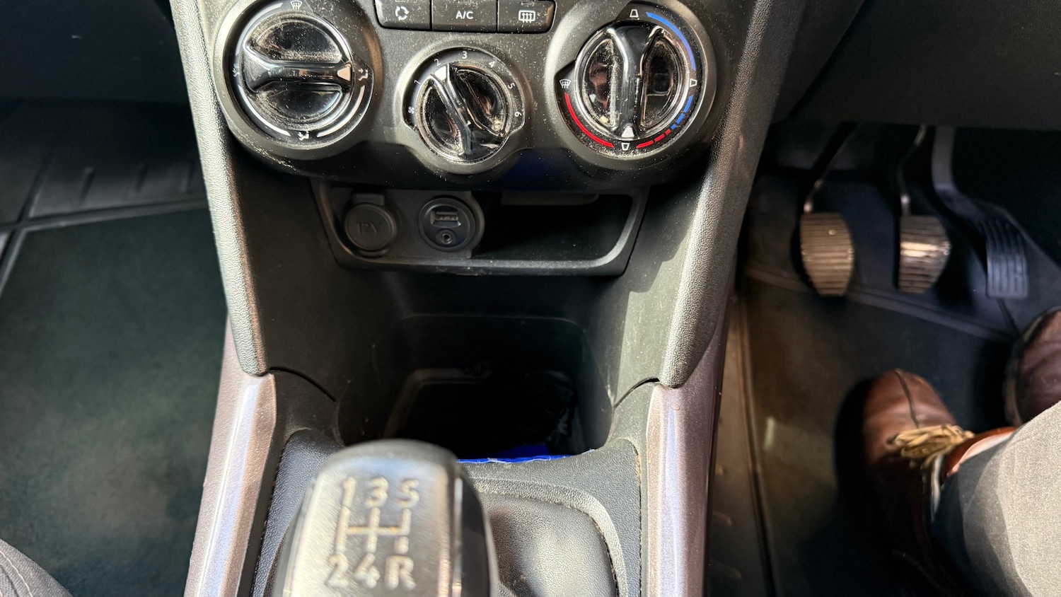 Used Peugeot 2008 2014 for sale - 76115260: Photo 18