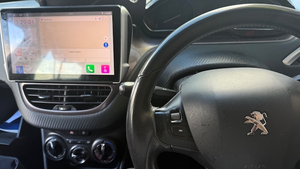 Used Peugeot 2008 2014 for sale - 76115260: Photo 4