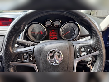 Used Vauxhall Zafira 2015 for sale - 78896053: Photo