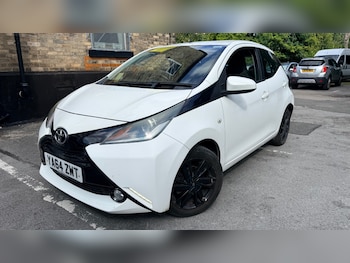 Used Toyota AYGO 2015 for sale - 79459685: Photo