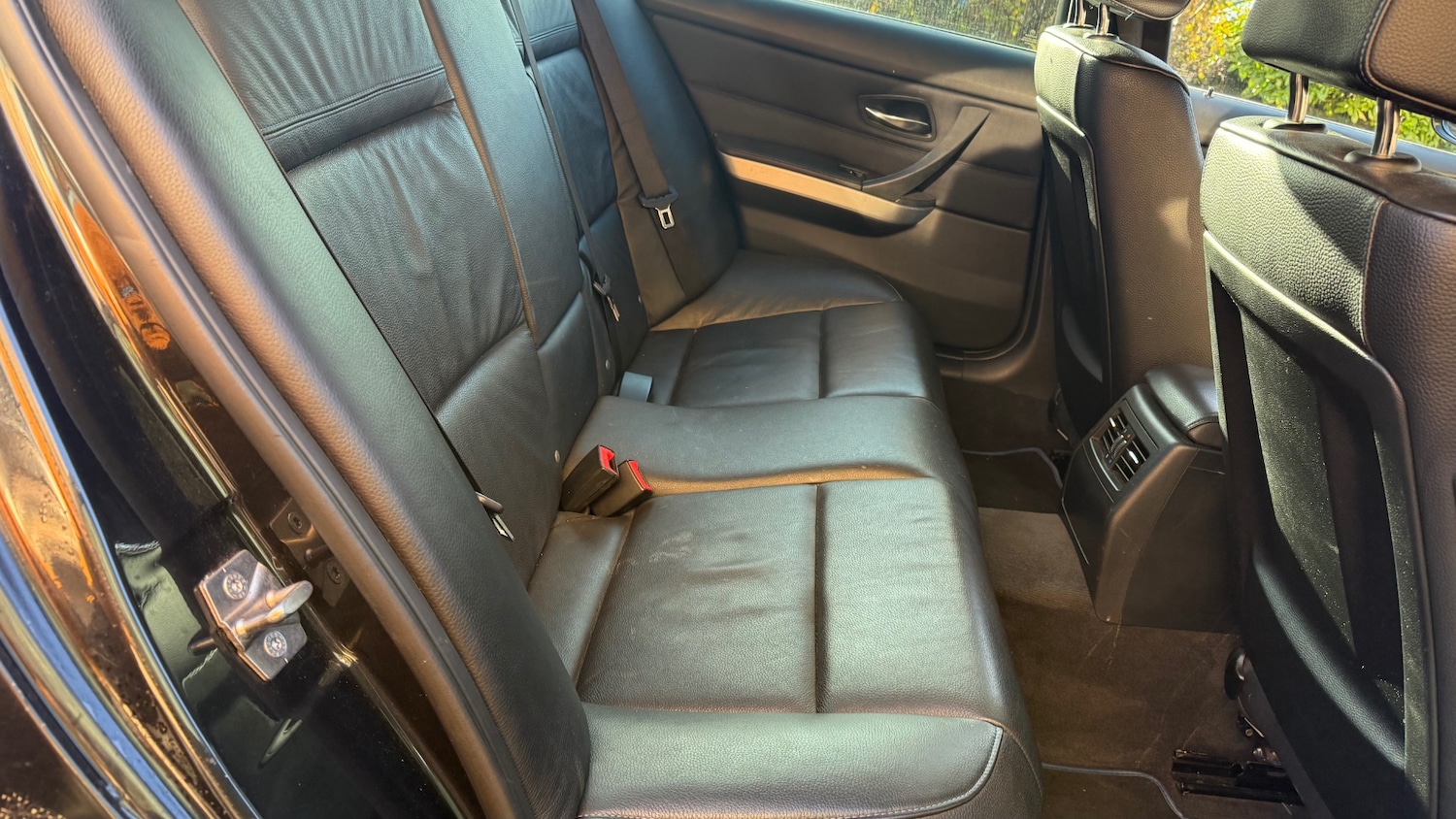 Used BMW 3 Series 2011 for sale - 76653058: Photo 10