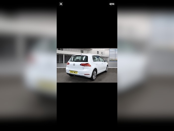 Used Volkswagen Golf 2017 for sale - 77651677: Photo