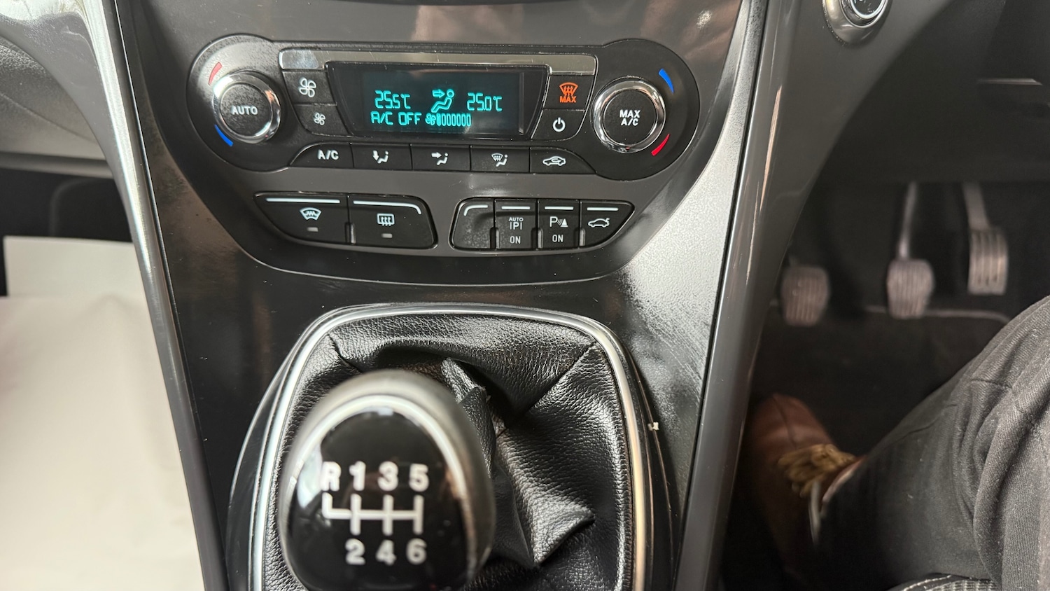 Used Ford Kuga 2013 for sale - 76344317: Photo 18