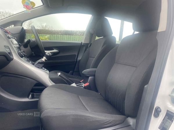 Used Toyota Auris 2012 for sale - 76574170: Photo 15