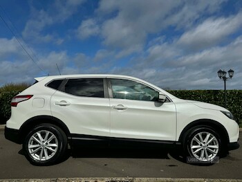 Used Nissan Qashqai 2015 for sale - 78232342: Photo
