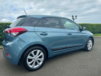 Used Hyundai i20 2017 for sale - 78935959: Photo
