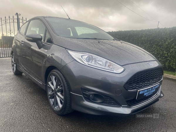 Used Ford Fiesta 2016 for sale - 76671969: Photo 1